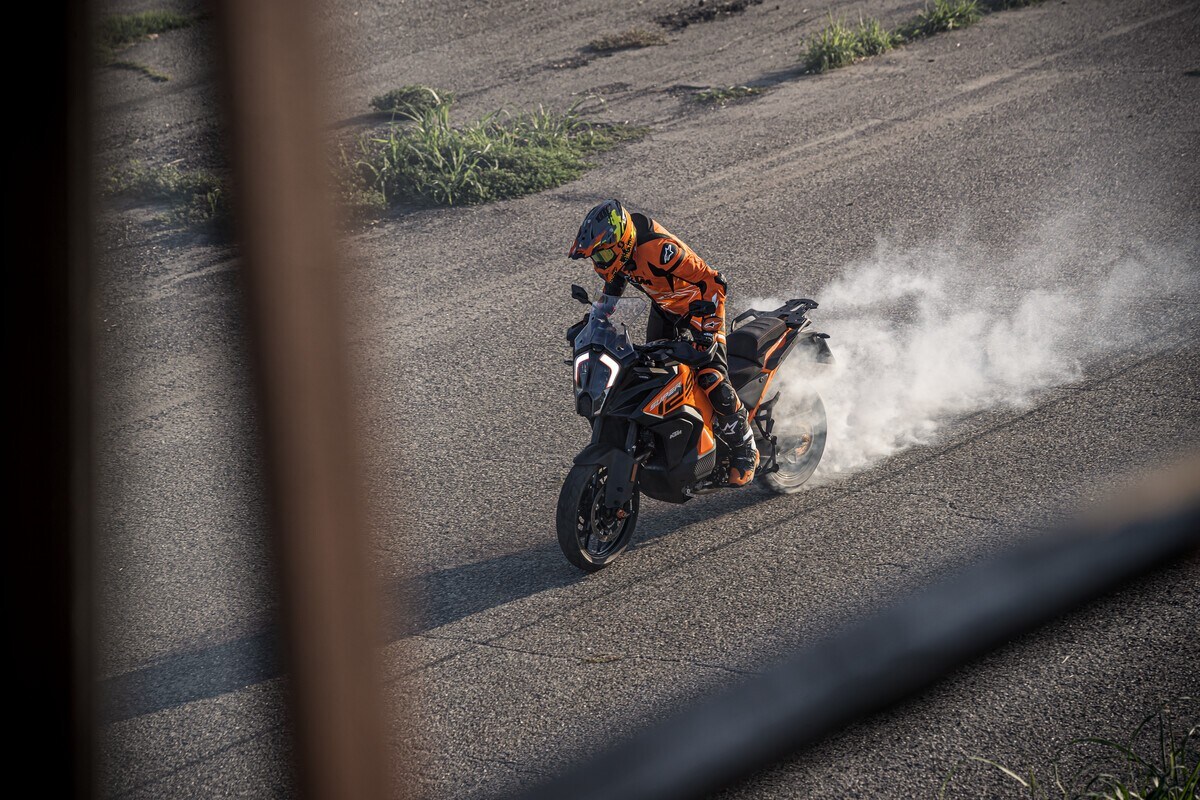 KTM presenta la 1290 Super Adventure S 2023